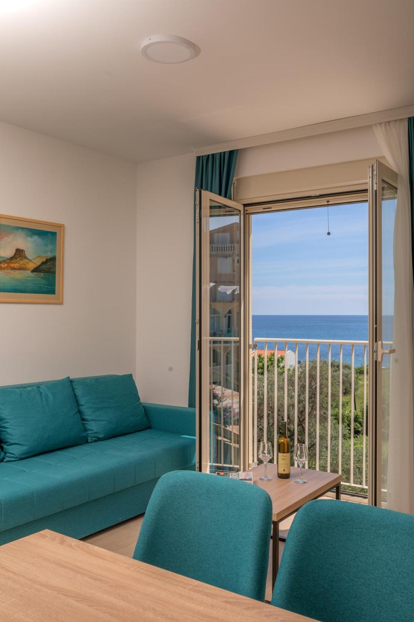 Bonazza * Petrovac
